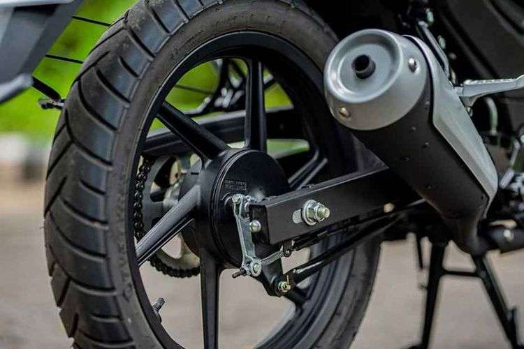 TVS Raider Exhaust TVS Raider Exhaust