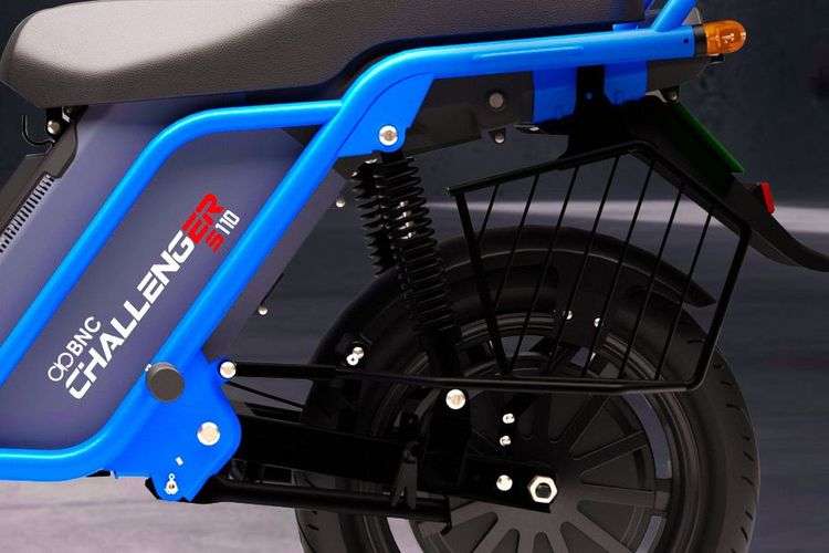 BNC Motors Challenger Rear Tyre View BNC Motors Challenger Rear Tyre View