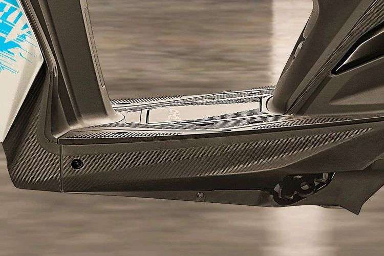Honda Dio Foot Space View Honda Dio Foot Space View
