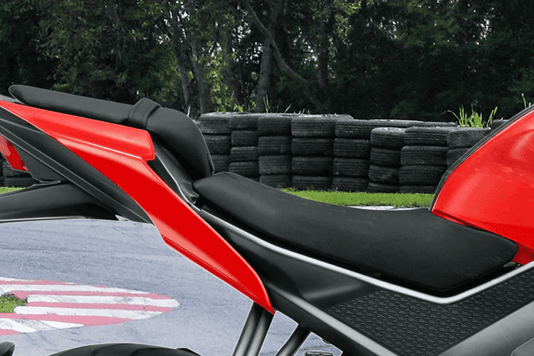 Yamaha R15S Seat Yamaha R15S Seat