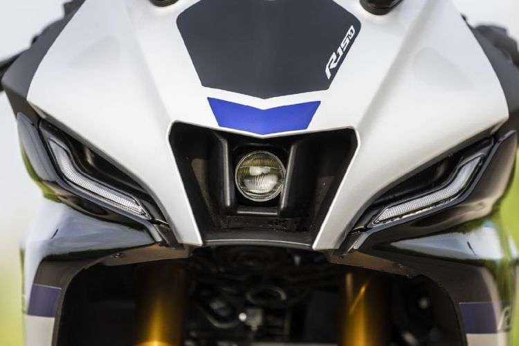 Yamaha R15 V4 images Yamaha R15 V4 images