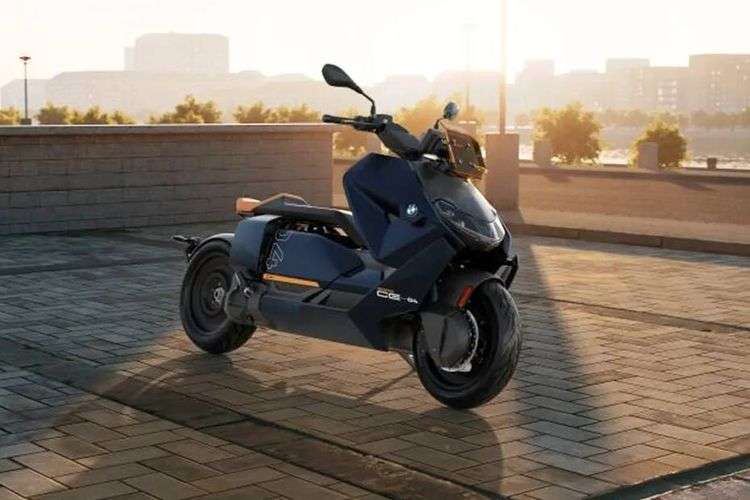 BMW CE 04 Right Front Three Quarter BMW CE 04 Right Front Three Quarter