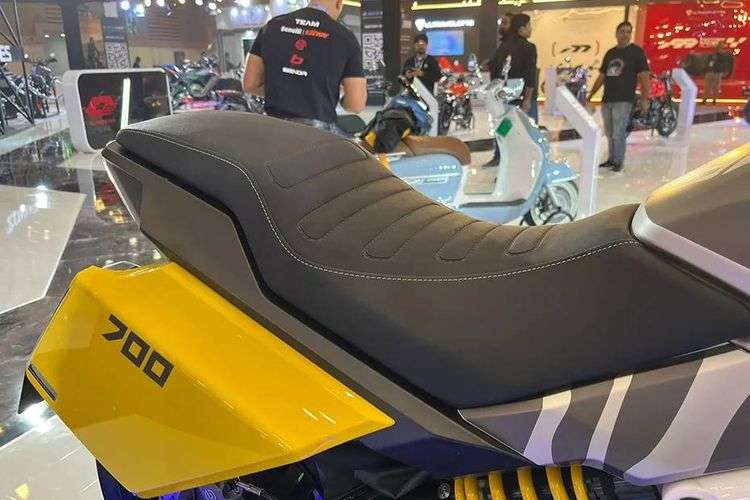 Keeway Benda LFS 700 Seat Keeway Benda LFS 700 Seat