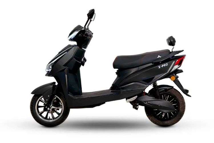 Jet Black Jet Black
