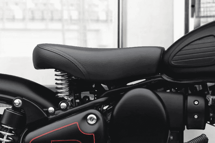 Royal Enfield Classic 350 Seats Royal Enfield Classic 350 Seats