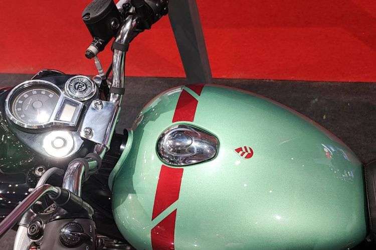 Royal Enfield Classic Flex Fuel Tank Royal Enfield Classic Flex Fuel Tank