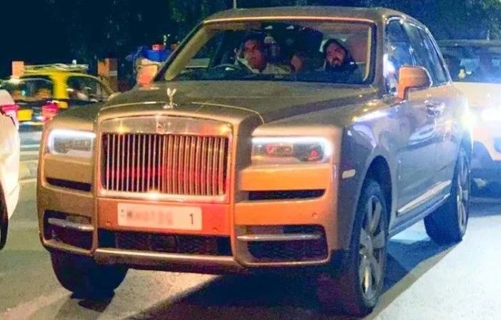 Mukesh Ambani’s New Car Rolls Royce Cullinan And VIP Numberplate news