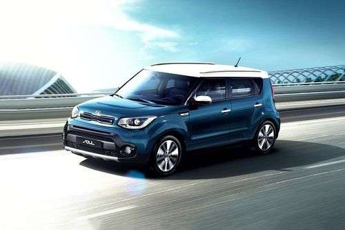 Kia Soul Left Side Front View Kia Soul Left Side Front View