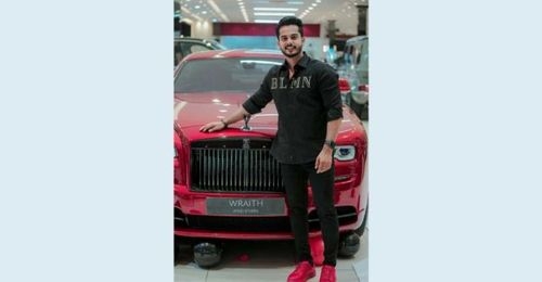 Indian Business Men’s Wife Got the Rolls Royace Wraith Black Badge On Her Birthday