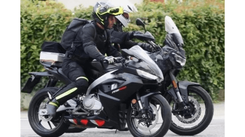Aprilia RS 400 spotted without camouflage, ready for India launch