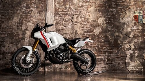 Ducati’s New Brand DesertX Price And Specifications!