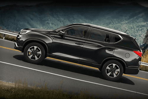 Mahindra Alturas G4 Left Side VIew Mahindra Alturas G4 Left Side VIew
