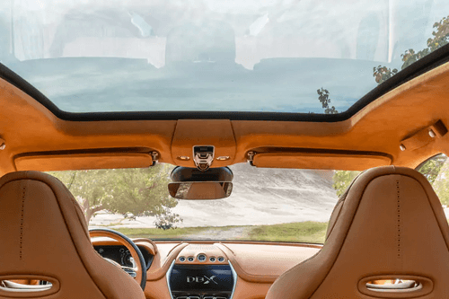 Aston Martin DBX sunroof Aston Martin DBX sunroof