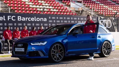 Messi Lifts the FIFA World Cup 2022: A Glimpse of Lionel Messi's Car Collection Messi Lifts the FIFA World Cup 2022: A Glimpse of Lionel Messi's Car Collection