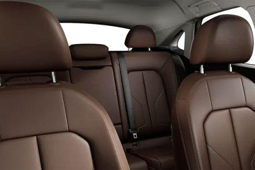 Audi_Q3-Sportback_seats