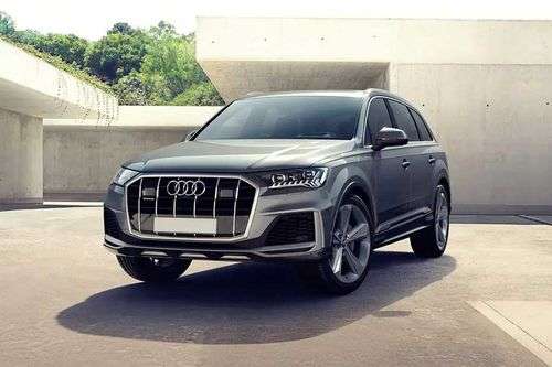 Audi-Q7 Left Side Front View Audi-Q7 Left Side Front View