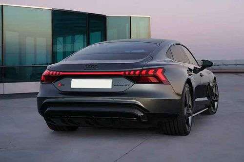 Audi RS e-tron GT Right Side Rear View Audi RS e-tron GT Right Side Rear View