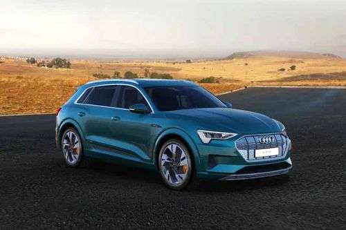 Audi E-tron Right Side Front View Audi E-tron Right Side Front View
