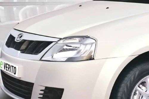 Mahindra E Verito Headlight Mahindra E Verito Headlight