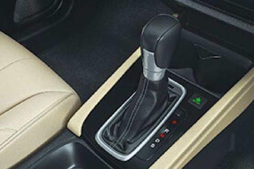 Leather Shift Knob & Real Stitch Soft Touch Knee Pad