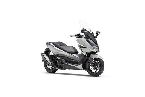 Honda Forza 350 Honda Forza 350 scooters