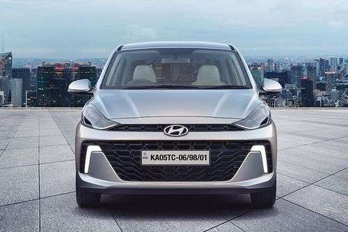Hyundai_Aura_front-view Hyundai_Aura_front-view