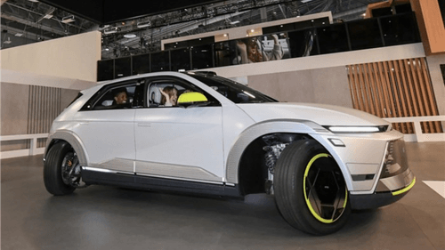 Hyundai Unveils Groundbreaking Mobion Concept with Crabwalk Capability at CES 2024 Hyundai Unveils Groundbreaking Mobion Concept with Crabwalk Capability at CES 2024