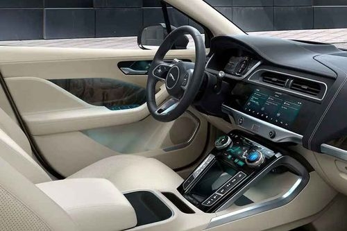 Jaguar-I-Pace Door View of Driver Seat