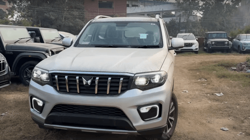 महिंद्रा स्कॉर्पियो एन Z8 AT: डाउनसाइज़्ड अलॉय व्हील्स के साथ अनुकूली बदलावों का अनावरण महिंद्रा स्कॉर्पियो एन Z8 AT: डाउनसाइज़्ड अलॉय व्हील्स के साथ अनुकूली बदलावों का अनावरण