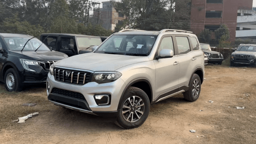 महिंद्रा स्कॉर्पियो एन Z8 AT: डाउनसाइज़्ड अलॉय व्हील्स के साथ अनुकूली बदलावों का अनावरण महिंद्रा स्कॉर्पियो एन Z8 AT: डाउनसाइज़्ड अलॉय व्हील्स के साथ अनुकूली बदलावों का अनावरण