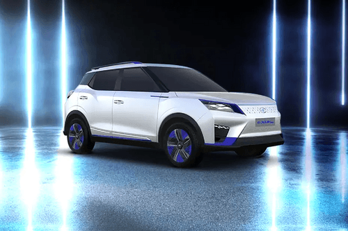 Mahindra XUV 300 Electric Right Front Three Quarter Mahindra XUV 300 Electric Right Front Three Quarter