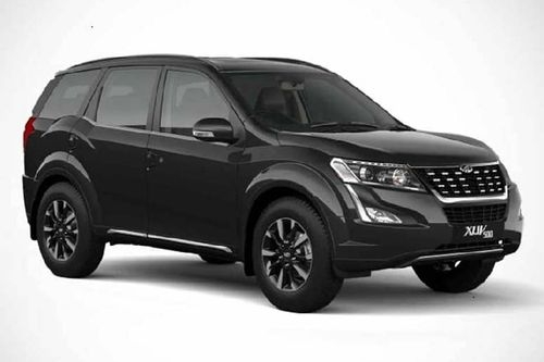 Mahindra New XUV500 Right Side Front View