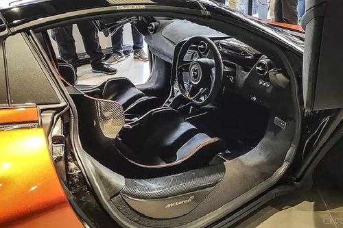 McLaren 720 S Interior Image McLaren 720 S Interior Image