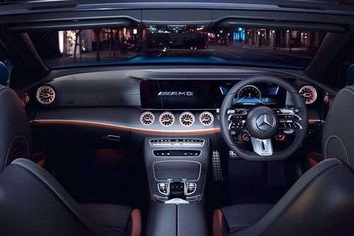 Mercedes-Benz_AMG-E-53-Cbriolet_dashboard Mercedes-Benz_AMG-E-53-Cbriolet_dashboard