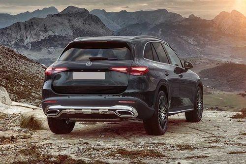 Mercedes-Benz GLC Right Side Rear View