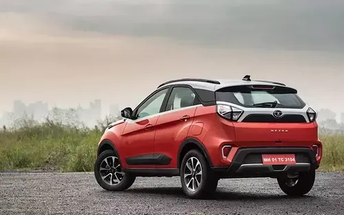 अगस्त 2022 कार बिक्री: महिंद्रा, टाटा, हुंडई स्कोर बिग अगस्त 2022 कार बिक्री: महिंद्रा, टाटा, हुंडई स्कोर बिग