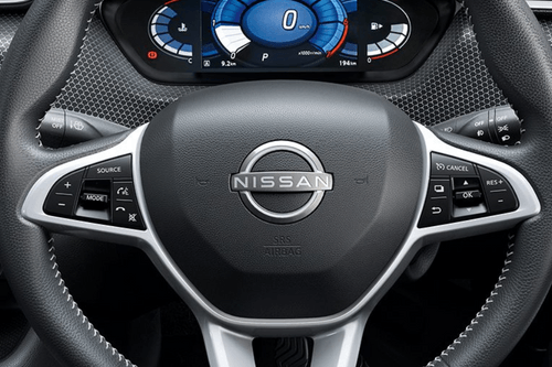 Nissan Magnite Steering mounted audio