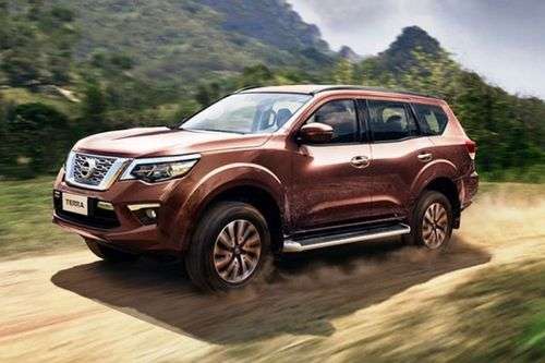 Nissan Terra front left side Nissan Terra front left side