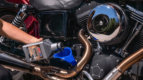 Feast Your Beast: Best Engine Oil For Your Sports Bike Feast Your Beast: Best Engine Oil For Your Sports Bike