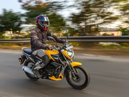 TVS Bikes & Scooters to Have AI-Enabled Camera to Detect Rider Helmet TVS Bikes & Scooters to Have AI-Enabled Camera to Detect Rider Helmet