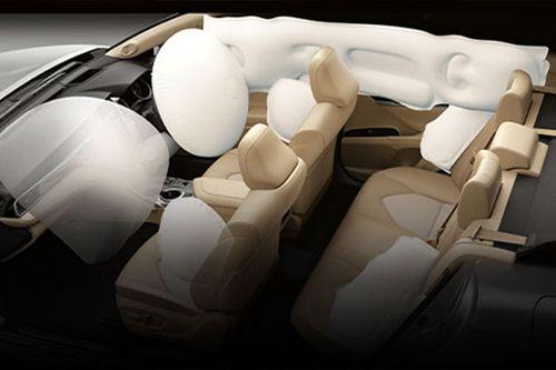 9 airbags, ensure the highest safety standards.