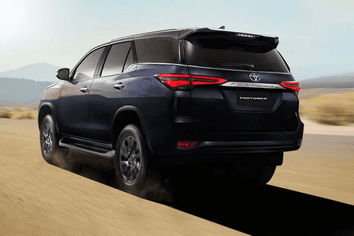 Toyota Fortuner Left Side Rear View Toyota Fortuner Left Side Rear View