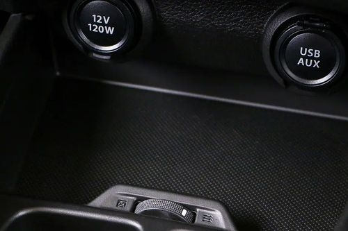 Toyota Rumion Interior Image