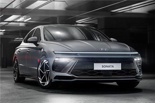 Hyundai Sonata front view image