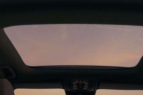 Mercedes-Benz EQB Sun Roof Mercedes-Benz EQB Sun Roof