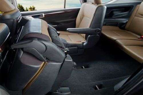 Innova Crysta one touch tumble second row seat Innova Crysta one touch tumble second row seat
