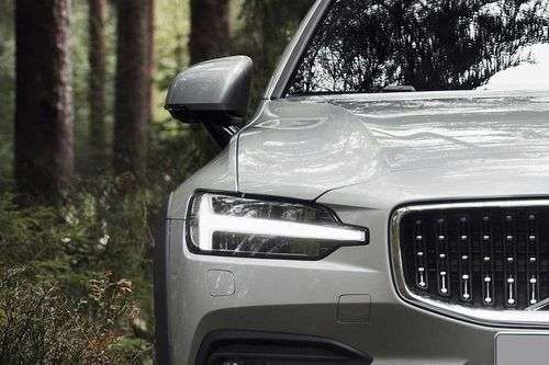 Volvo V60 Cross Country Headlight Volvo V60 Cross Country Headlight