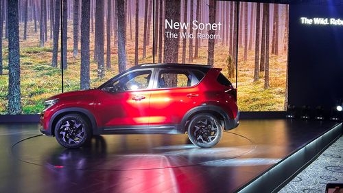 Kia Sonet 2024 Facelift Showcased In India: Here's Everything Kia Revealed Kia Sonet 2024 Facelift Showcased In India: Here's Everything Kia Revealed