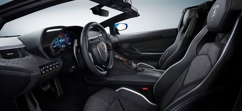 Lamborghini Aventador LP780-4 Ultimae Twins made it to the Indian Shores: Details Inside Lamborghini Aventador LP780-4 Ultimae Twins made it to the Indian Shores: Details Inside