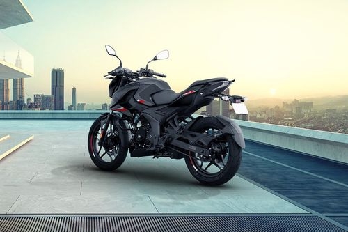 Newly launched Pulsar N160 bookings open, arrive at Bajaj India dealerships Newly launched Pulsar N160 bookings open, arrive at Bajaj India dealerships
